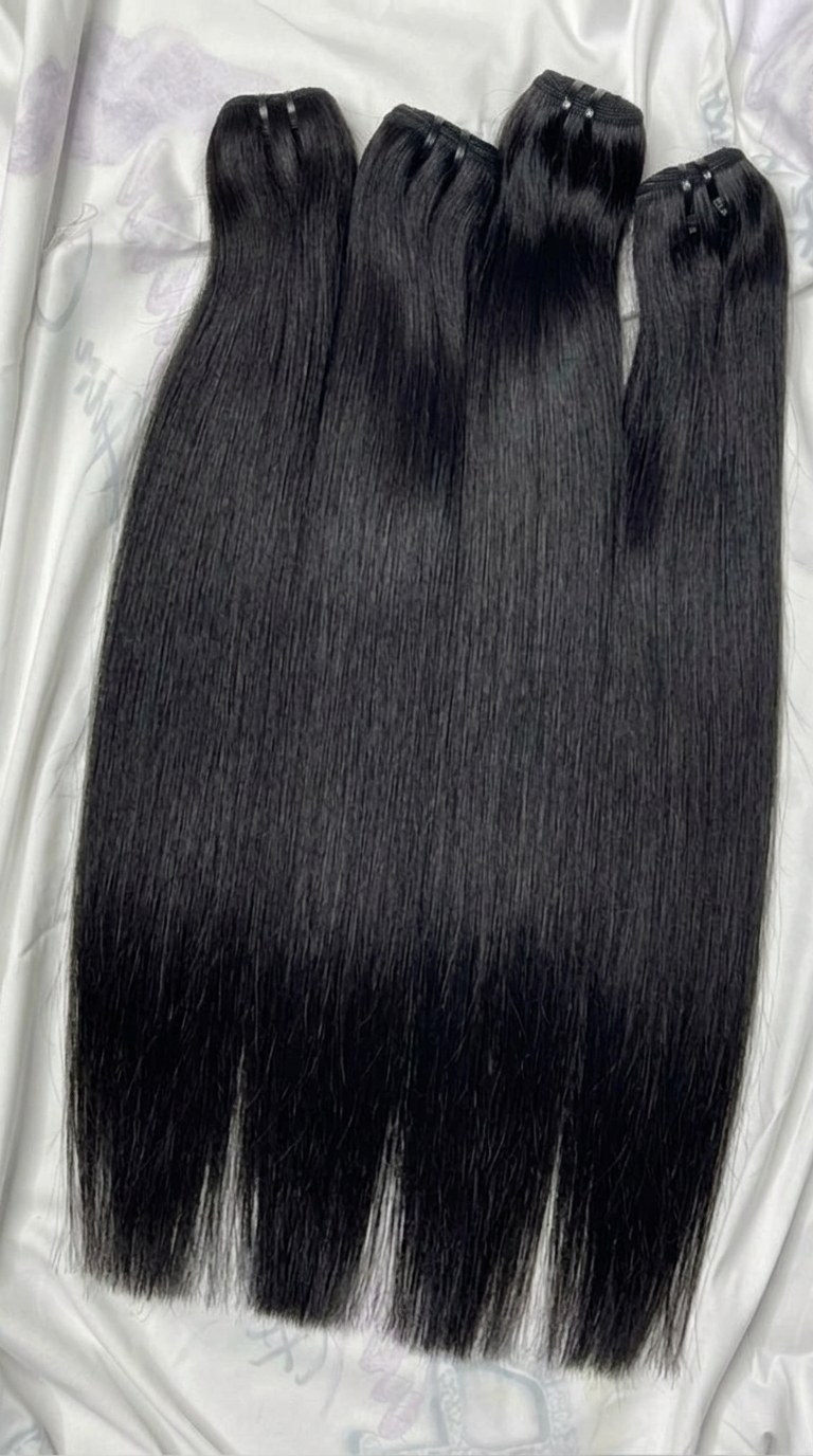 Raw Straight Bundles — Sleek, weightless, mirror shine